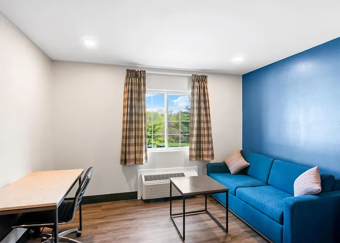 Econo Lodge Bethel - Danbury