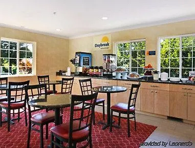 Econo Lodge Bethel - Danbury 